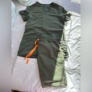 Figs Moss Green Scrub Set XXS petite